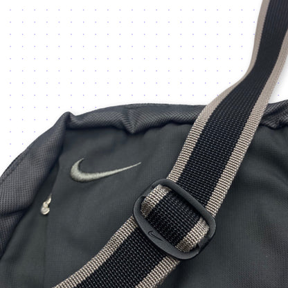 00s Nike Side Bag Black/Grey