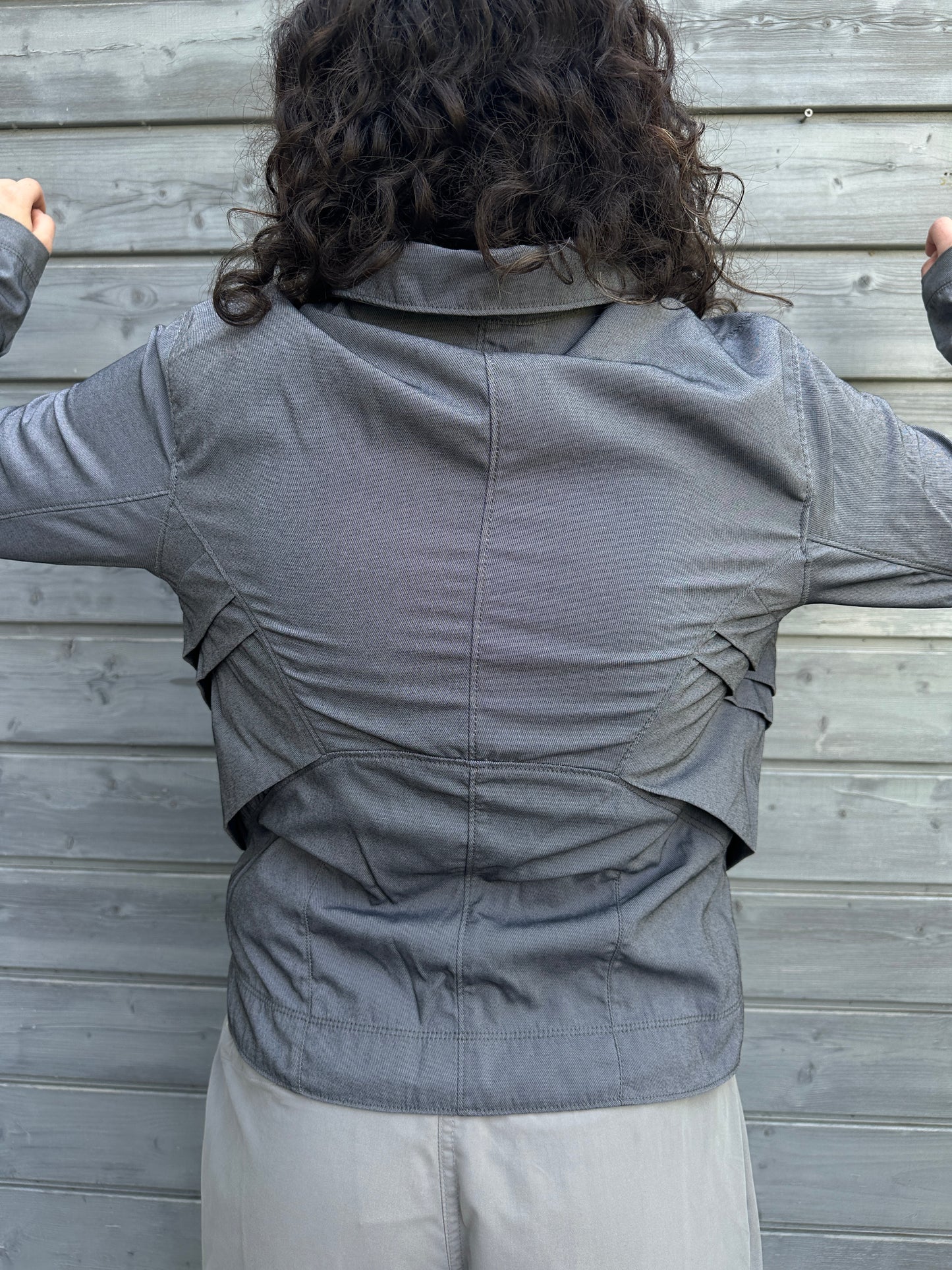 ´06 Nike Pleated Jacket Grey/Orange
