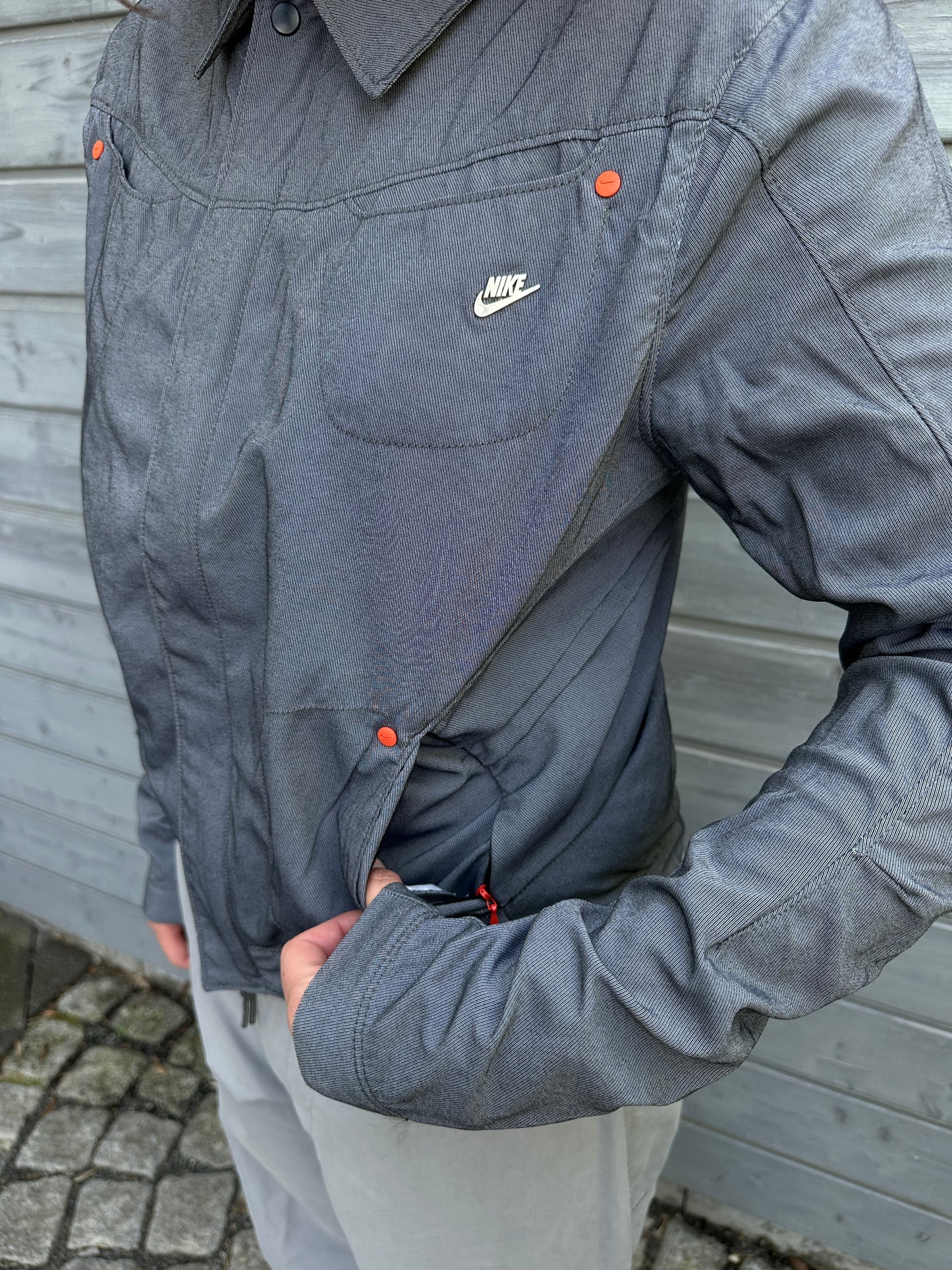 ´06 Nike Pleated Jacket Grey/Orange
