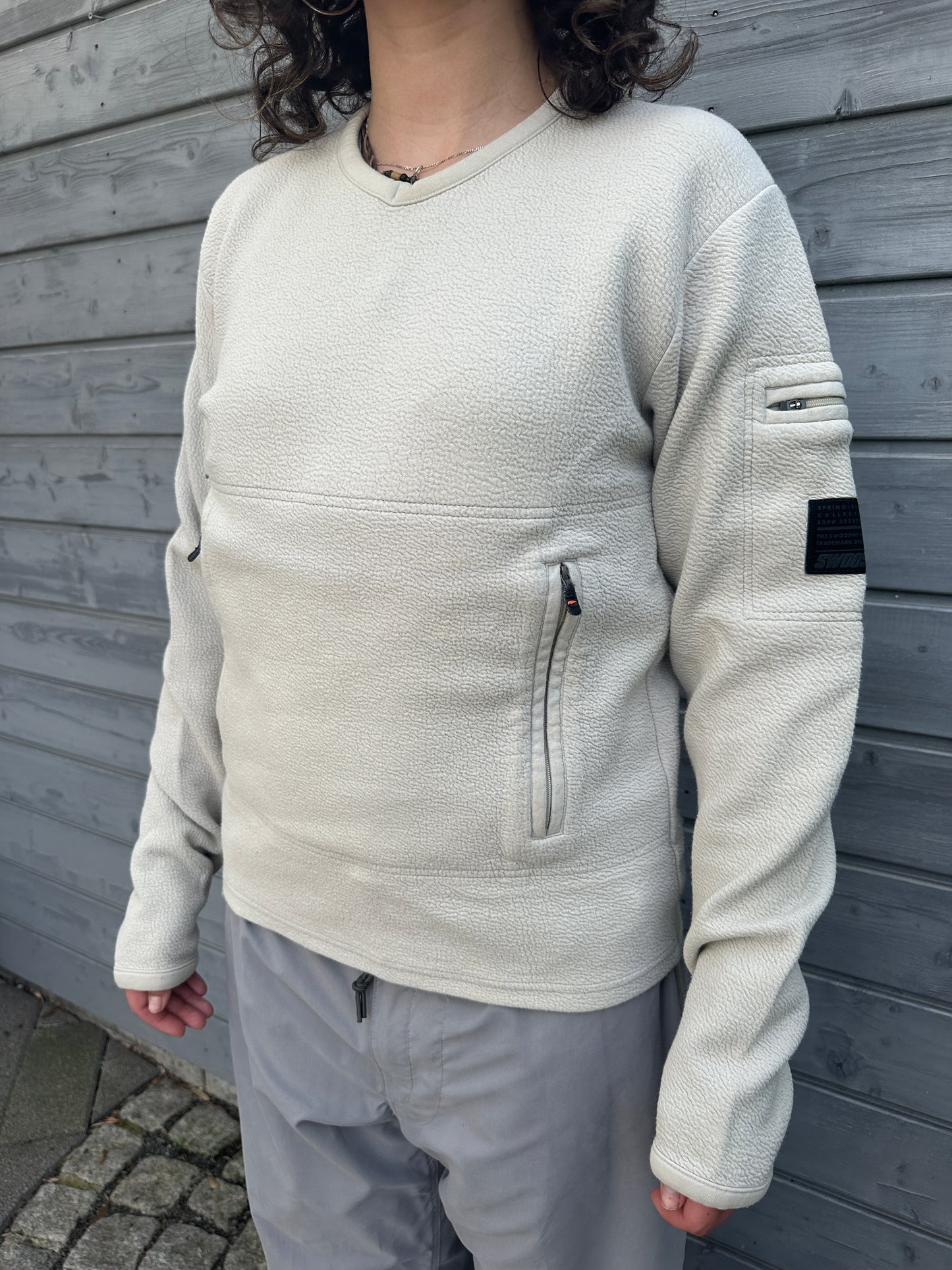 ‘01 Nike Swoosh Tactical Fleece Sweater Beige