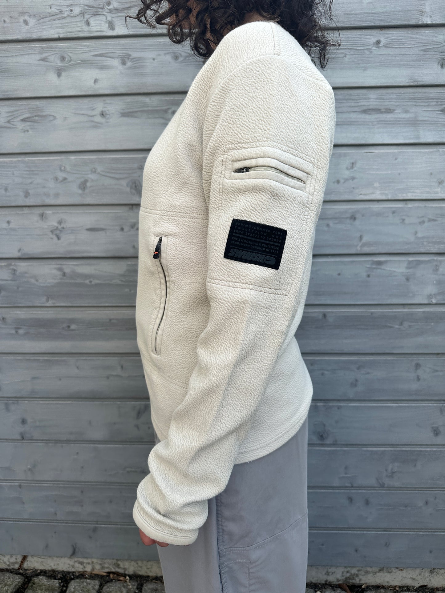 ‘01 Nike Swoosh Tactical Fleece Sweater Beige