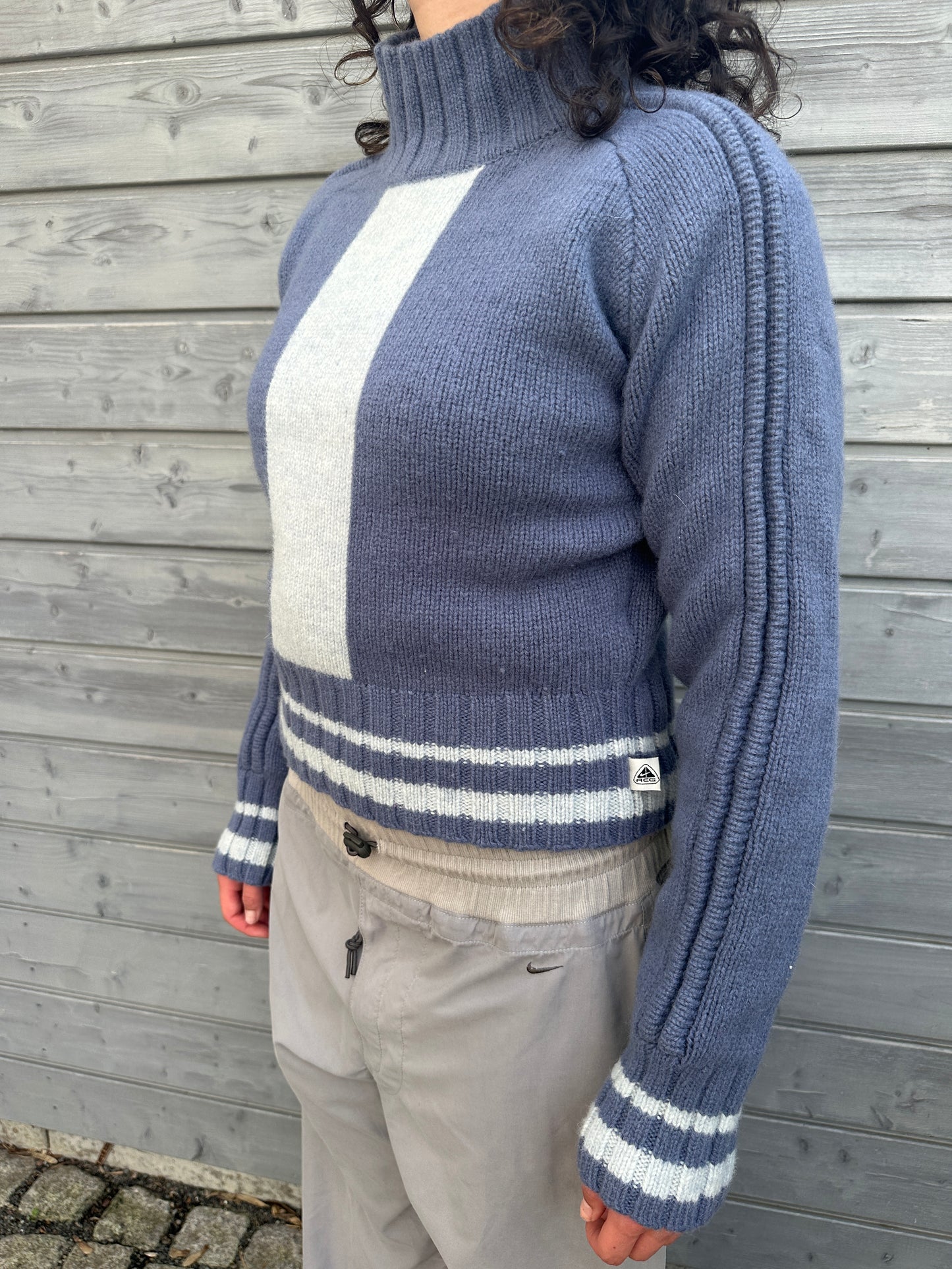´02 Nike ACG Wool Knit Sweater Navy Blue