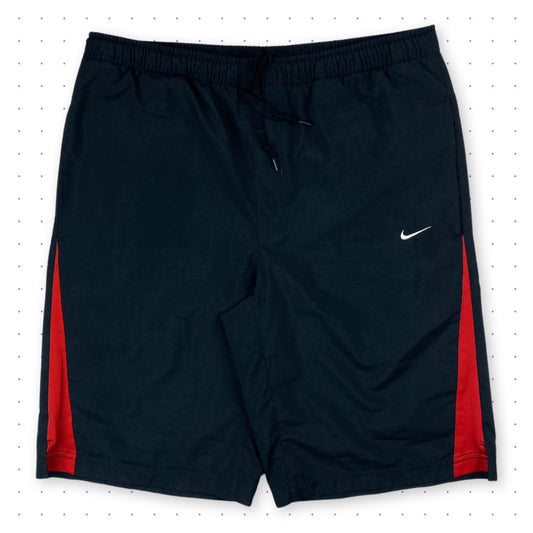 00s Nike Shorts Black/Red
