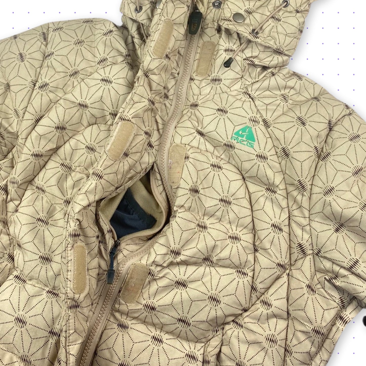 00s Nike ACG Ventilated Down Puffer Jacket Beige