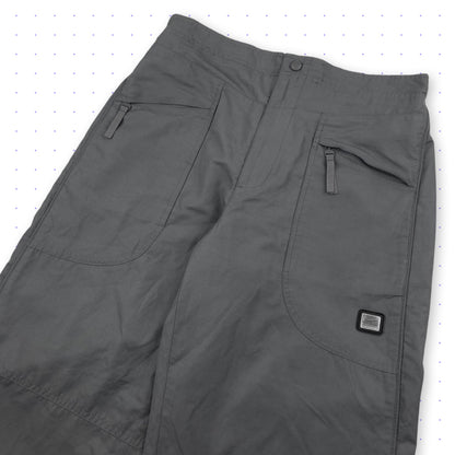 ‘02 Nike Metal Badge Pants Grey