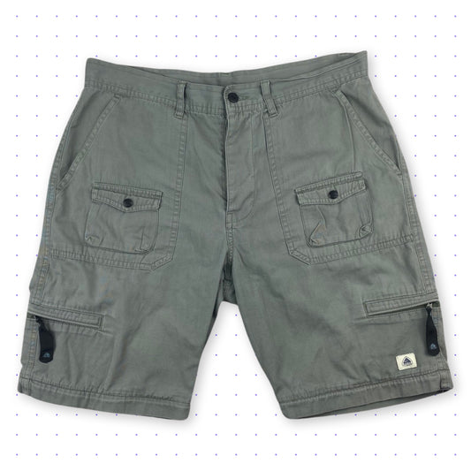 00s Nike ACG Cargo Shorts Grey