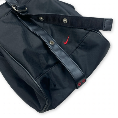 ‘05 Nike Expandable Nylon/Synthetic-Leather Bag